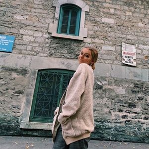 Meet your Posher, Molly